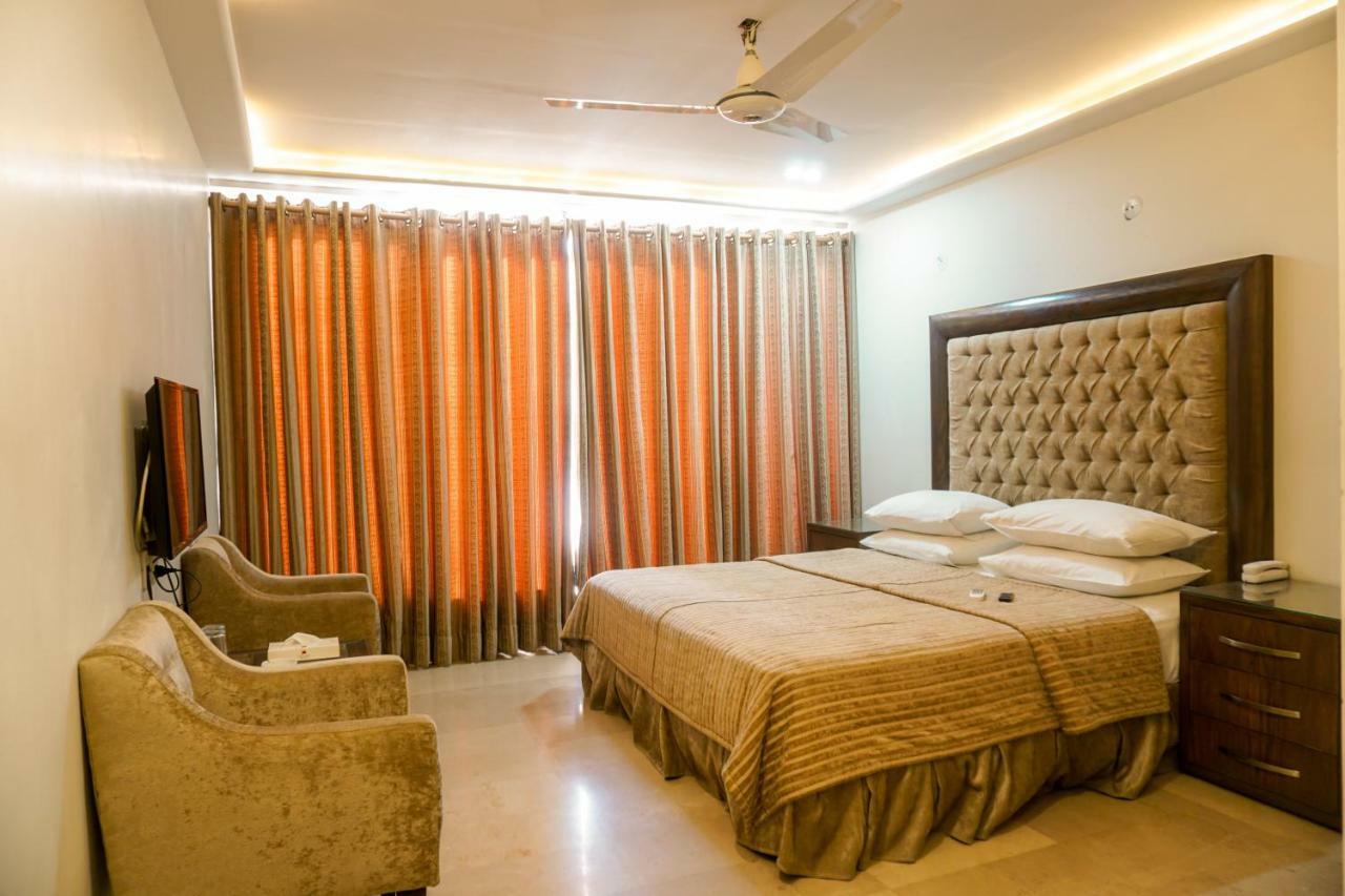 City View Hotel & Restaurant Lahore Exteriér fotografie